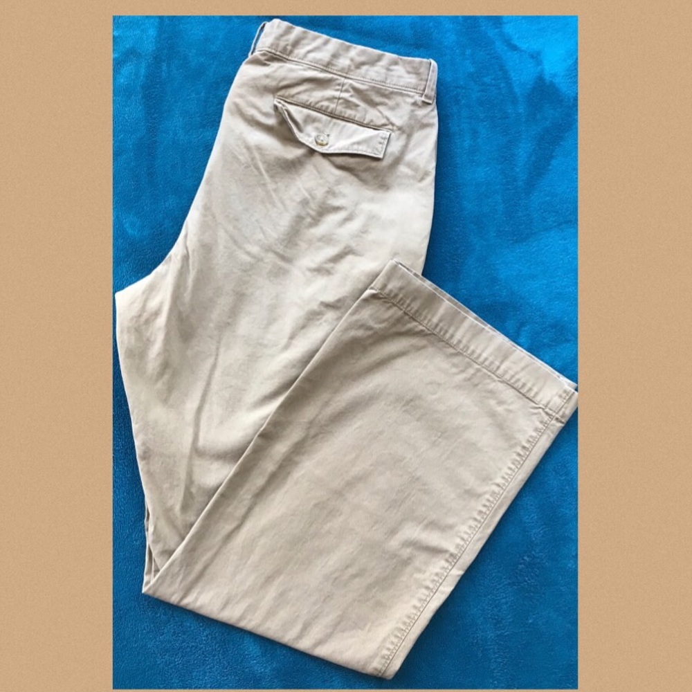 🔥SOLD🔥Man’s Banana Republic Chinos.Size US 36X32